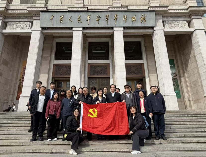 1774857866844046453.jpg 军博参观图.jpg